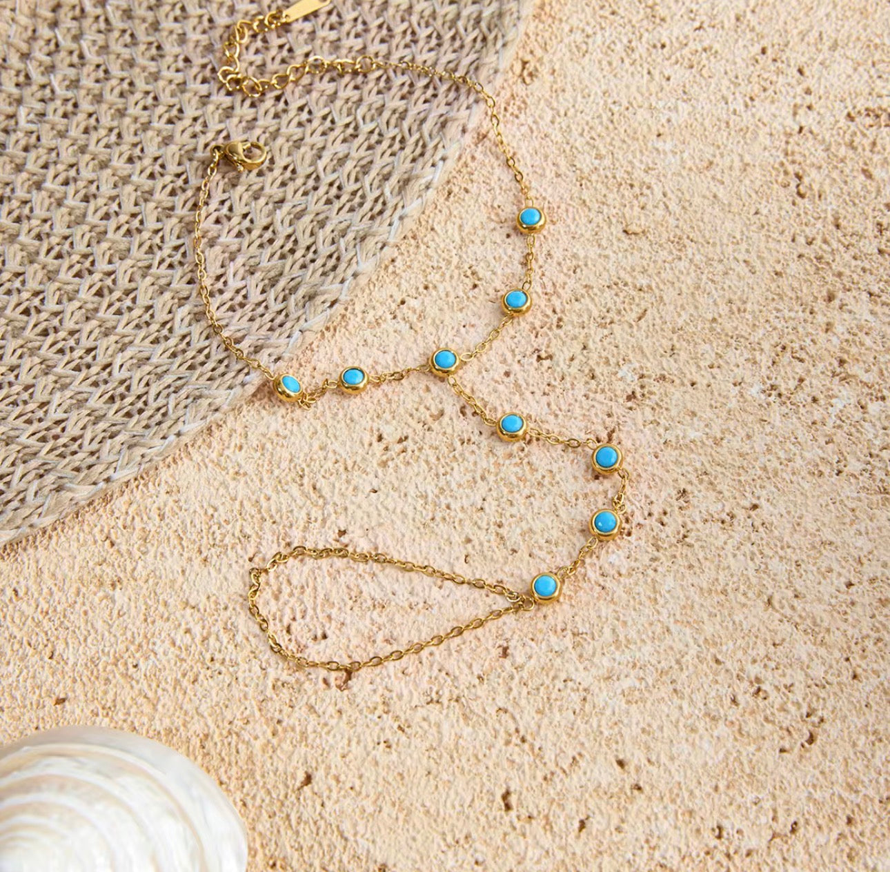Azzura Hand Chain