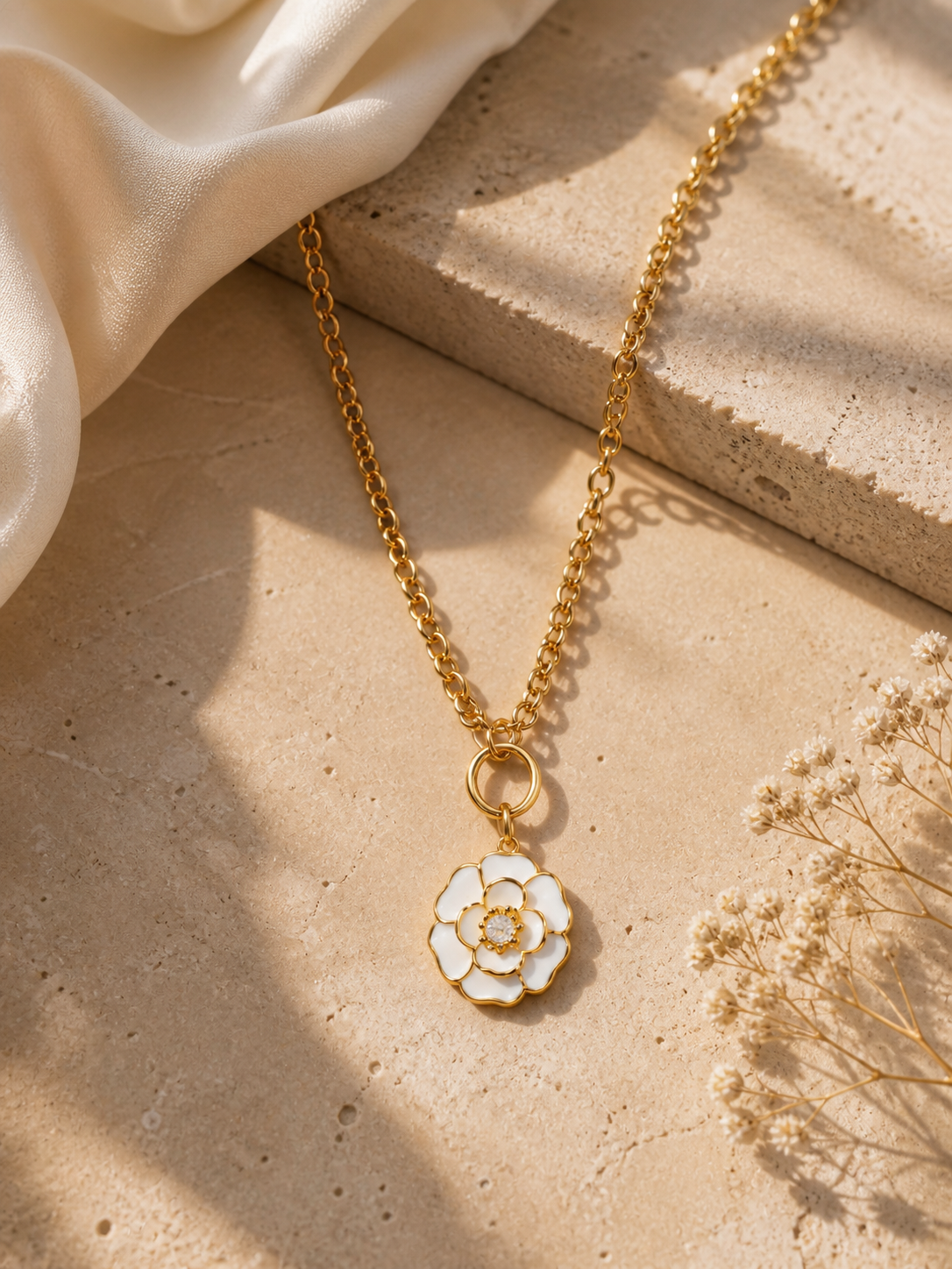 Camelia Bloom Necklace