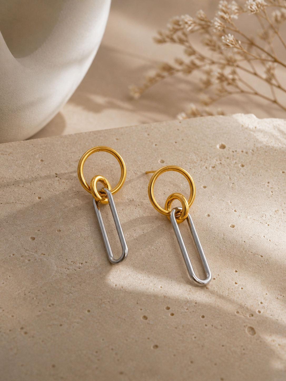Oria – Linear Geometric Earrings
