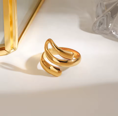 Ero – Hollow Cross Ring